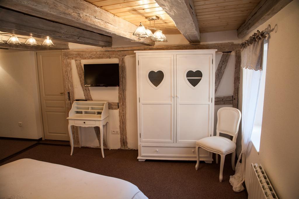 Chambre Le Hupsa Pfannala Saint-Hippolyte  Quarto foto