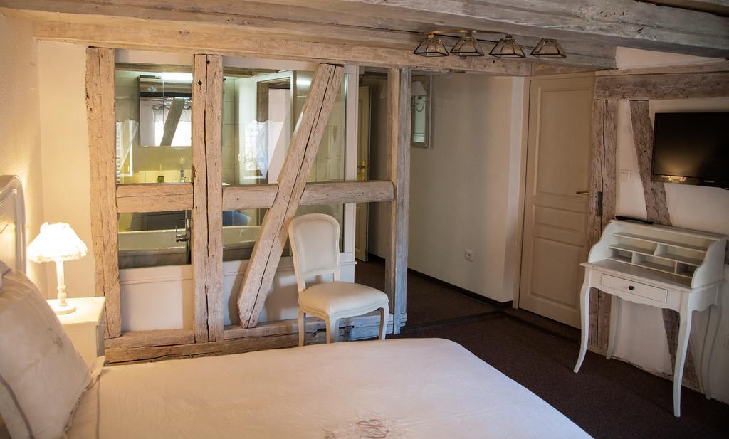 Chambre Le Hupsa Pfannala Saint-Hippolyte  Quarto foto