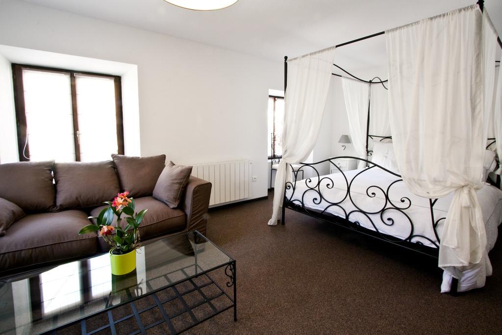 Chambre Le Hupsa Pfannala Saint-Hippolyte  Quarto foto